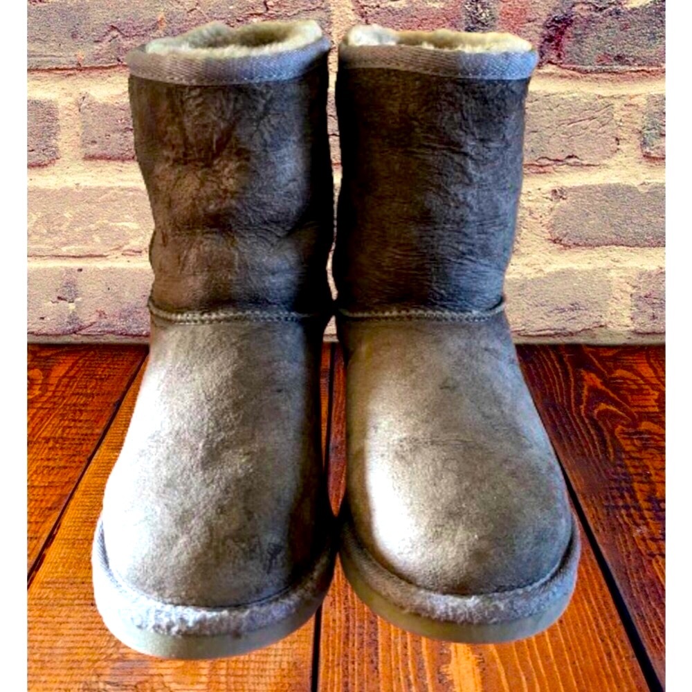 UGG girls boots - SZ 3 in grey (B)